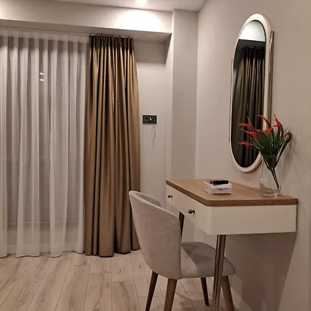 Nimo 5 1 For Rent With Private Pool